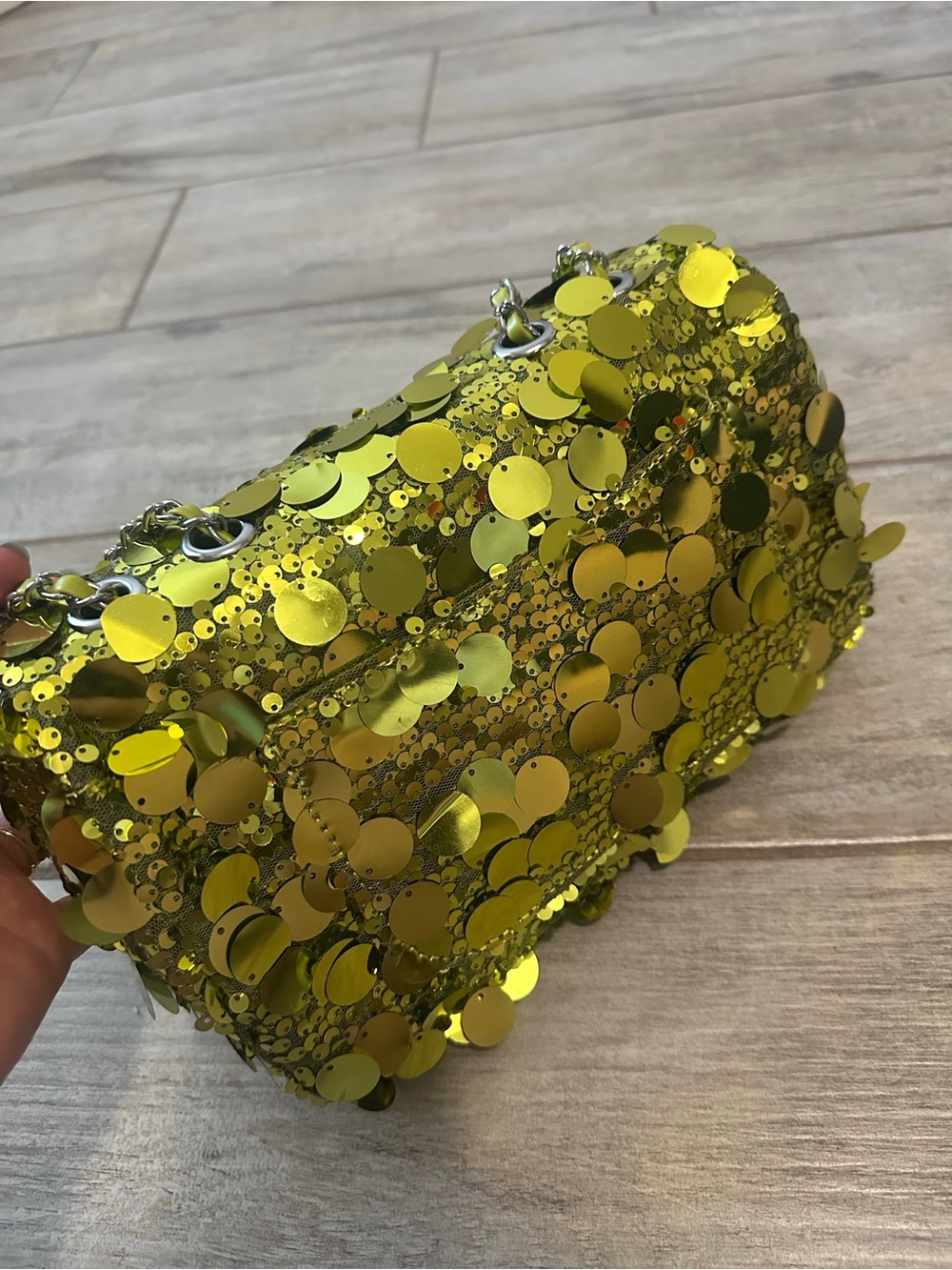 SHEIN Lime Green Sequin Chain Shoulder Bag - Picture 4 of 8